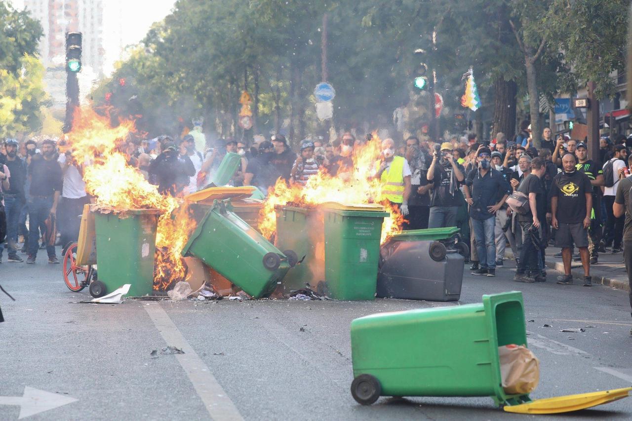 محادثة فرنسية مع الجارة 3