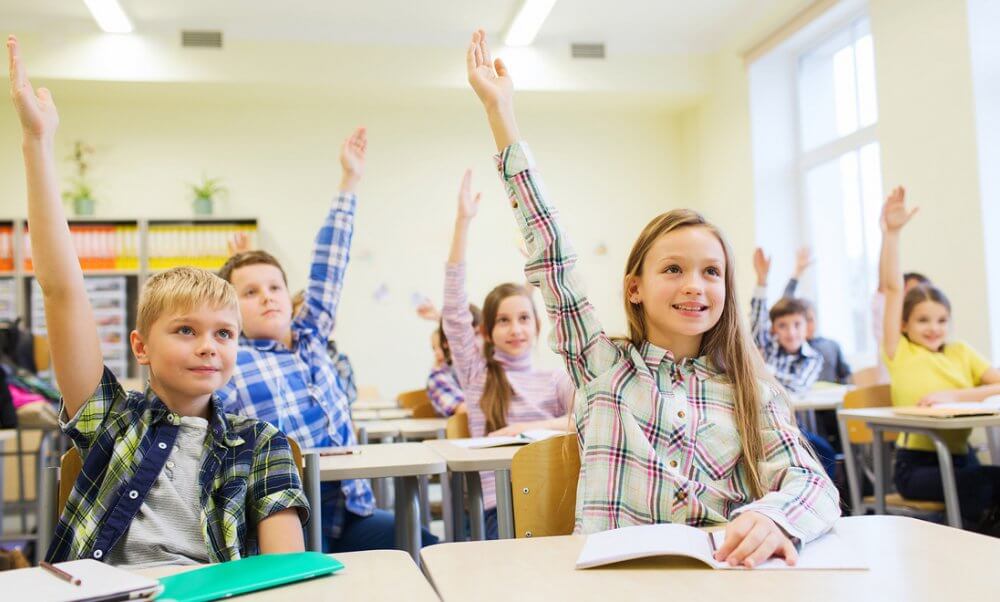 الجمل الفرنسية الأكثر استخداما داخل الفصل 1