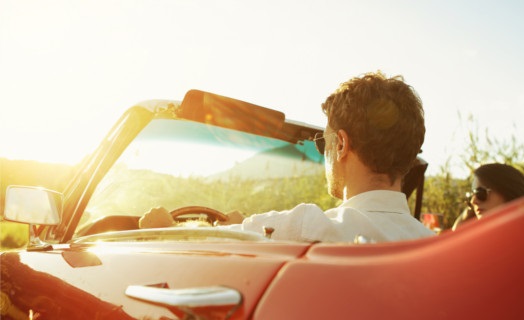 محادثة فرنسية داخل معرض سيارات 1